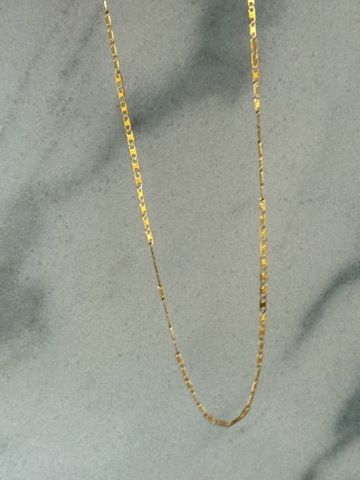 The Misty Flat Chain Necklace