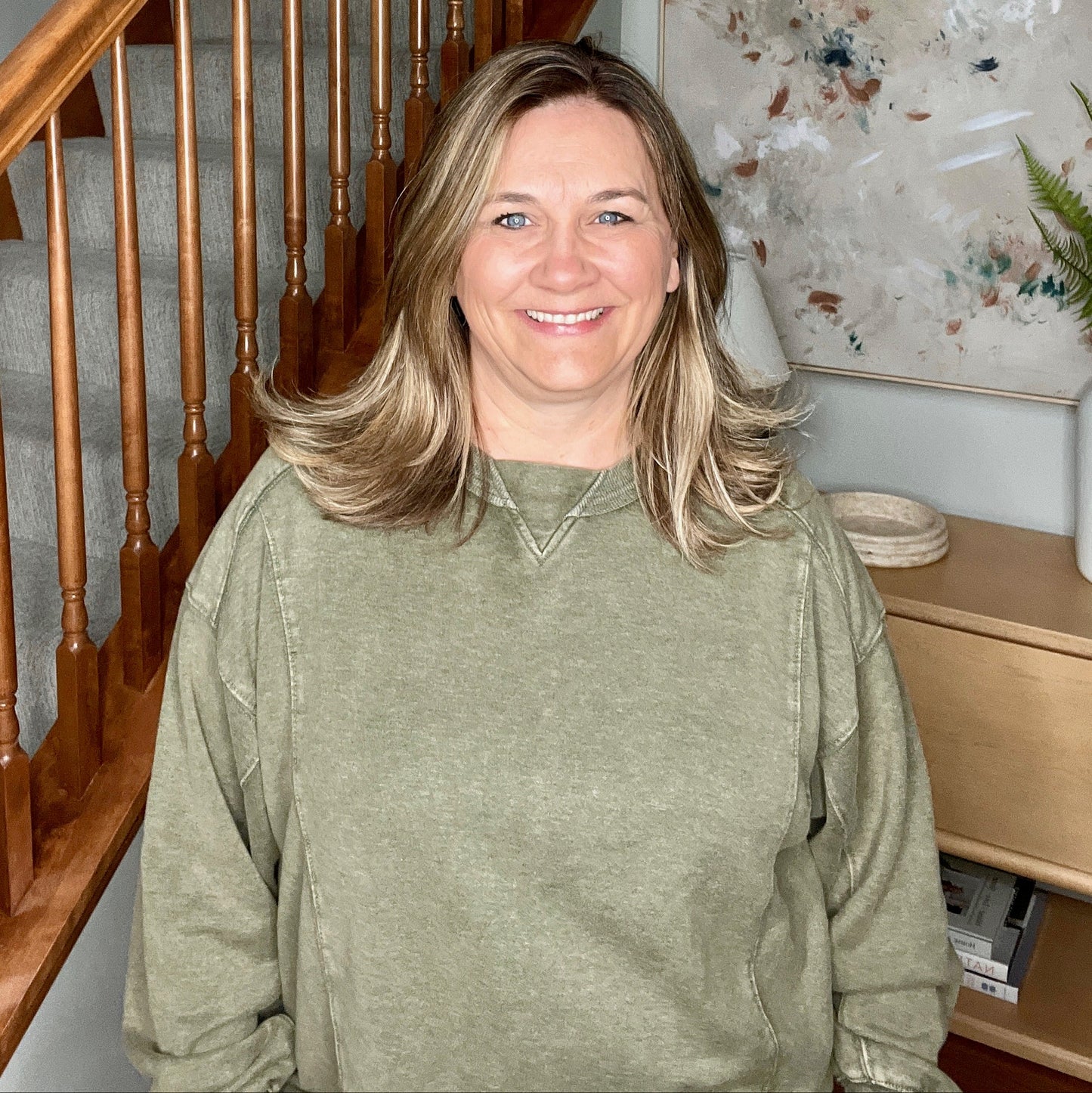 Quick Fix Mineral Wash Crew Neck Pullover in Army Green