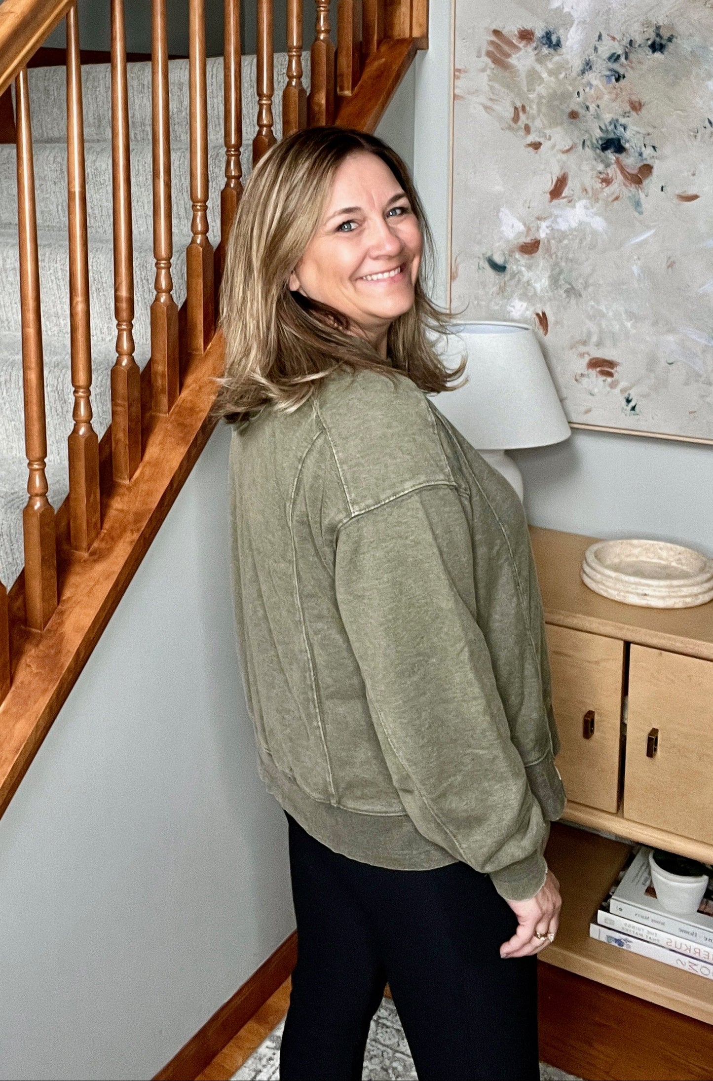 Quick Fix Mineral Wash Crew Neck Pullover in Army Green
