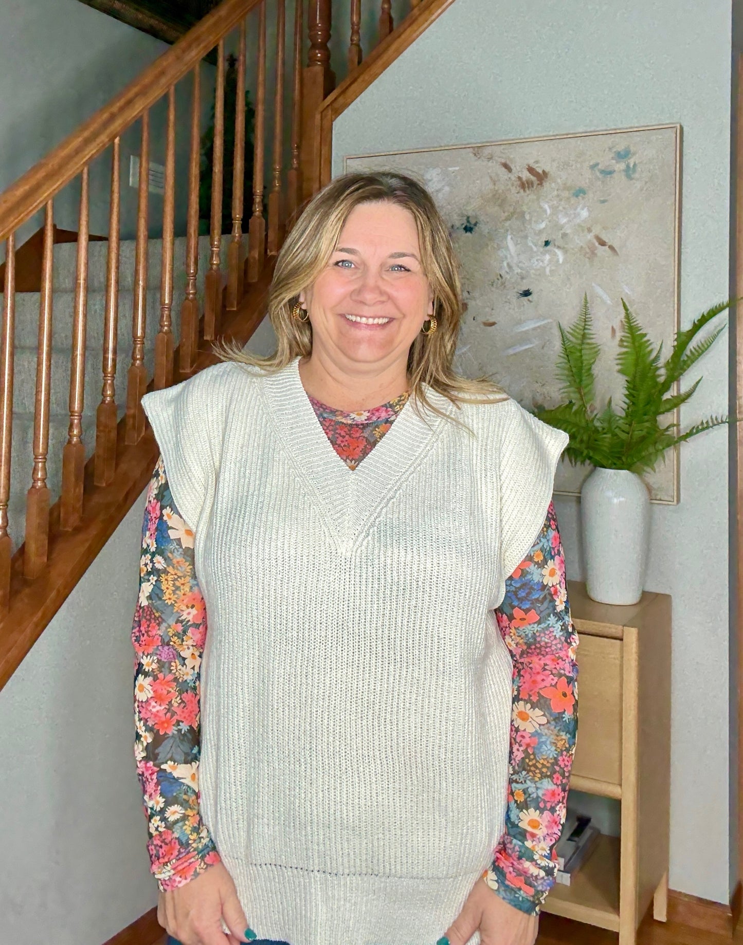 Timeless V-Neck Knit Sweater Vest in Cream