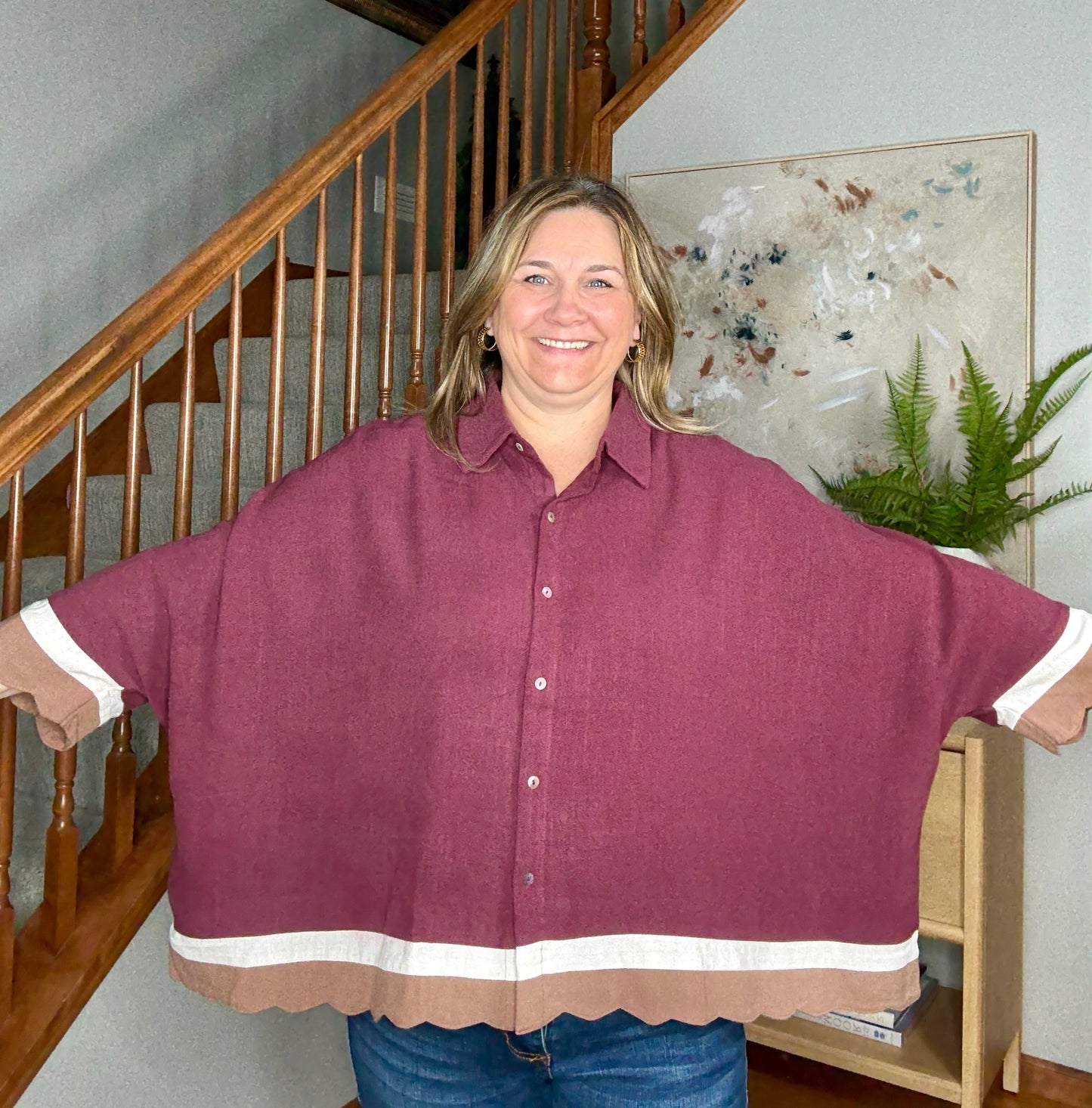 Chic Colorblock Scallop Hem Button-Down Blouse