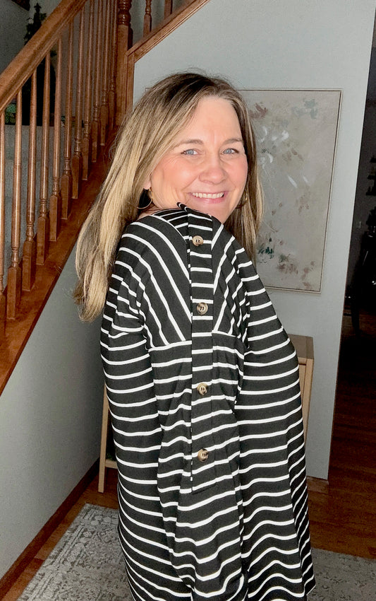 Chic & Buttoned Black and White Long Sleeve Top