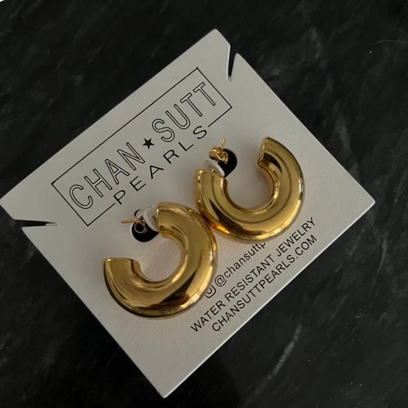 The Chunky Gold Smooth Hoops