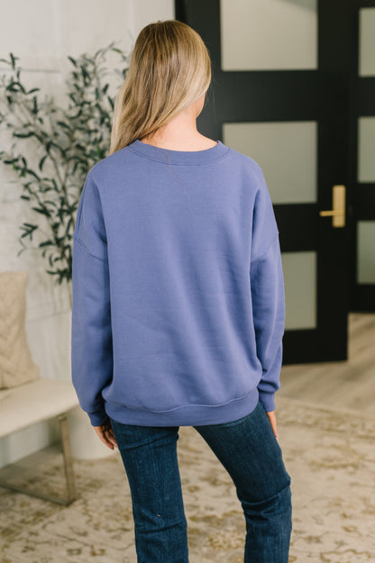 pullover on a woman from the back