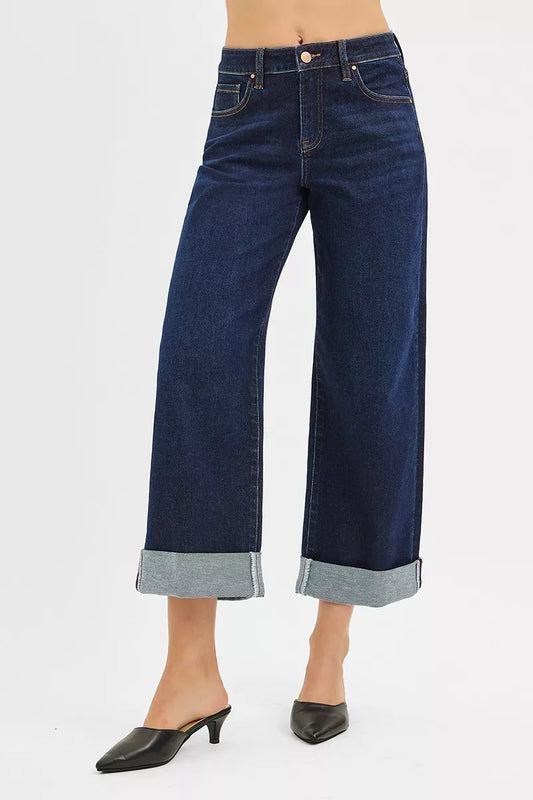 Dark Blue Jeans with cuff-up bottoms and midrise