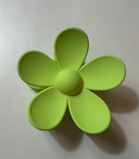Daisy Claw in Lime