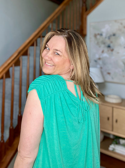 Ruched Cap Sleeve Top in Emerald