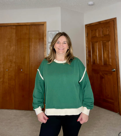 Solid Contrast Trim Long Sleeve Top in Hunter Green
