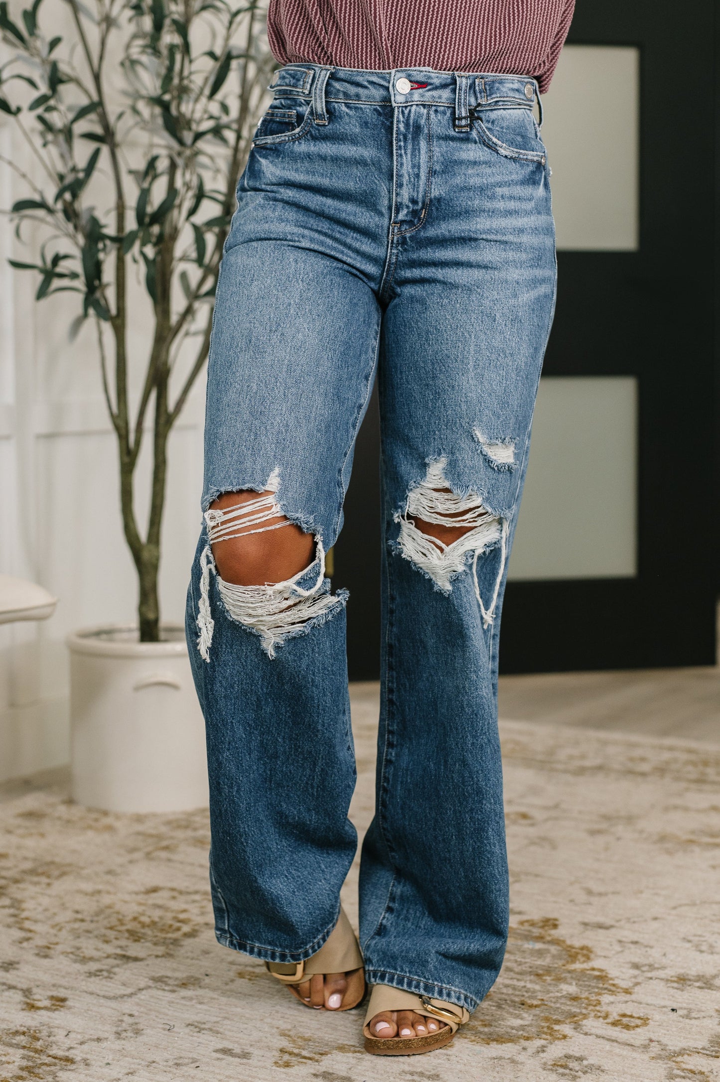 Roseanne High Waist Rigid Magic Column Straight Destructed + Adjustable WS Tabs