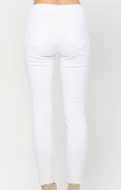Maggi's White Pull On Mid Rise Skinny Jeans