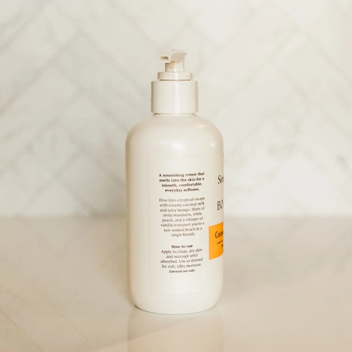 Signature Body Crème – Luxurious Hydrating Moisturizer