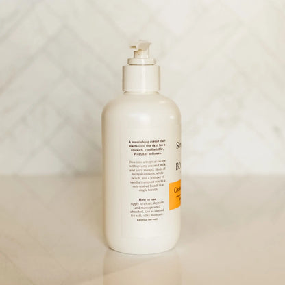 Signature Body Crème – Luxurious Hydrating Moisturizer